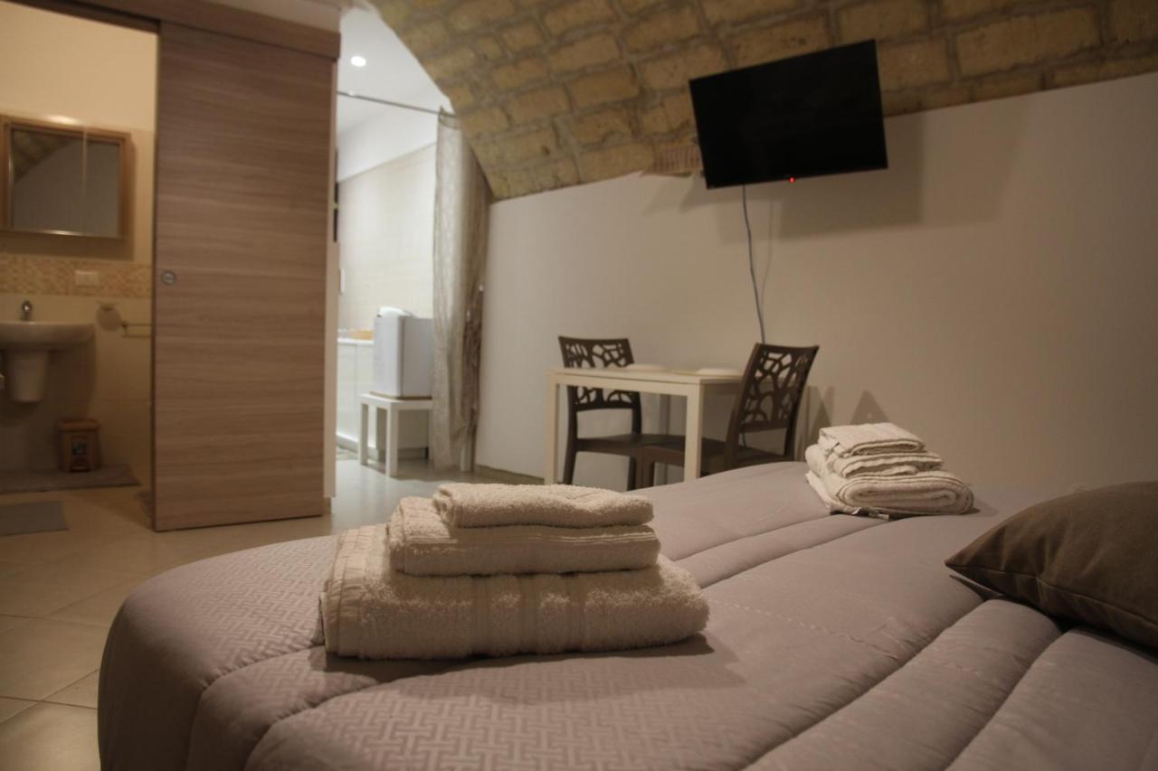 Mirabari Bed & Breakfast Exterior photo